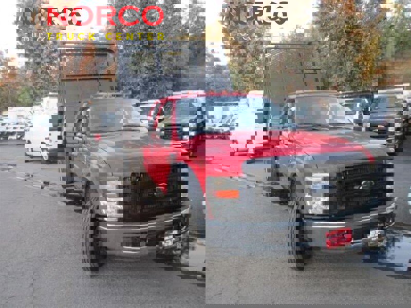 Used 2008 Ford F450 XL image 2