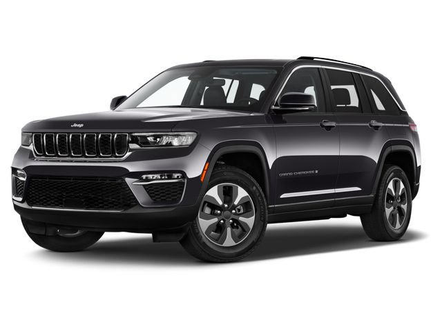 Used 2023 Jeep Grand Cherokee Altitude AWD/4WD image 4