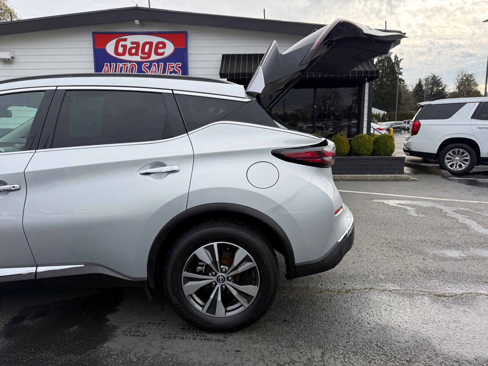 Used 2023 Nissan Murano SV image 8