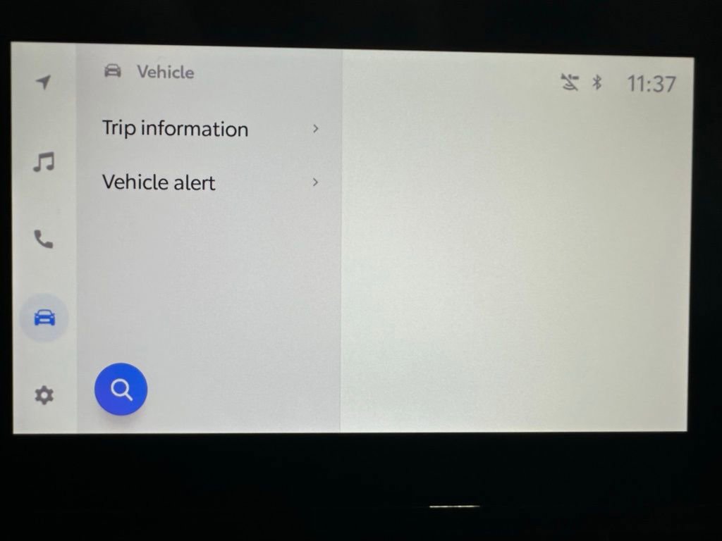 Used 2025 Toyota RAV4 XLE image 30