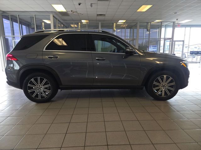 Used 2025 Mercedes-Benz GLE 450e 4MATIC image 9