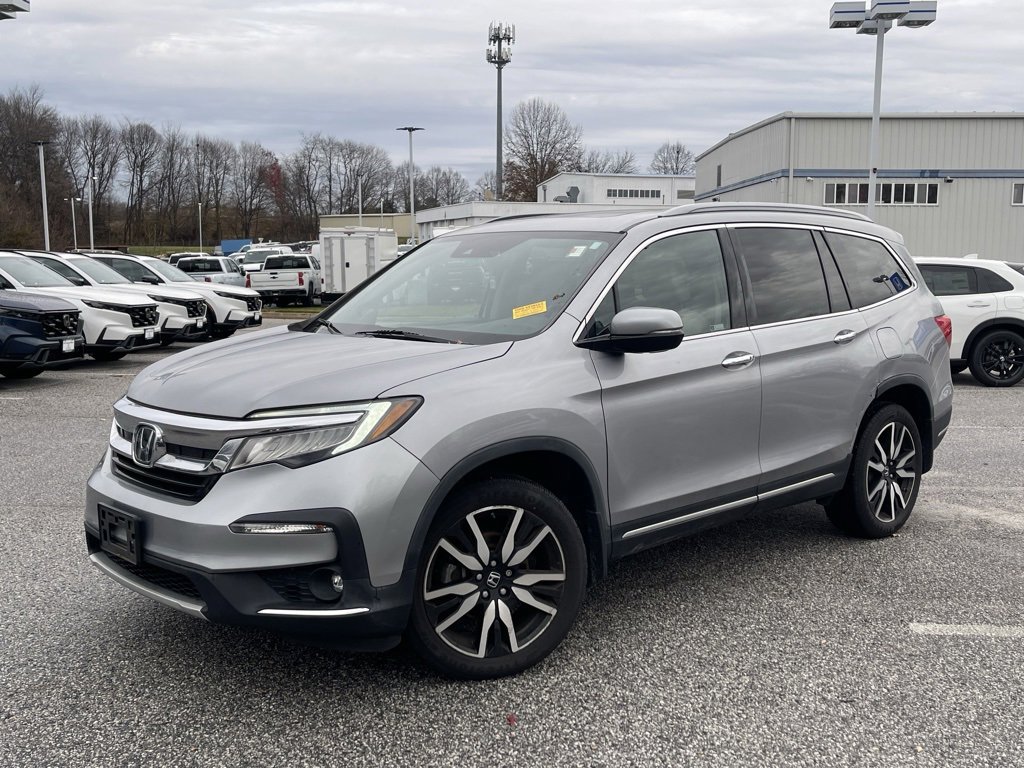 Used 2020 Honda Pilot Touring image 1