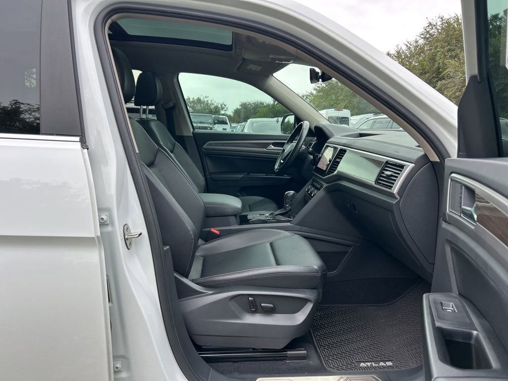 Used 2019 Volkswagen Atlas SEL R-Line image 42