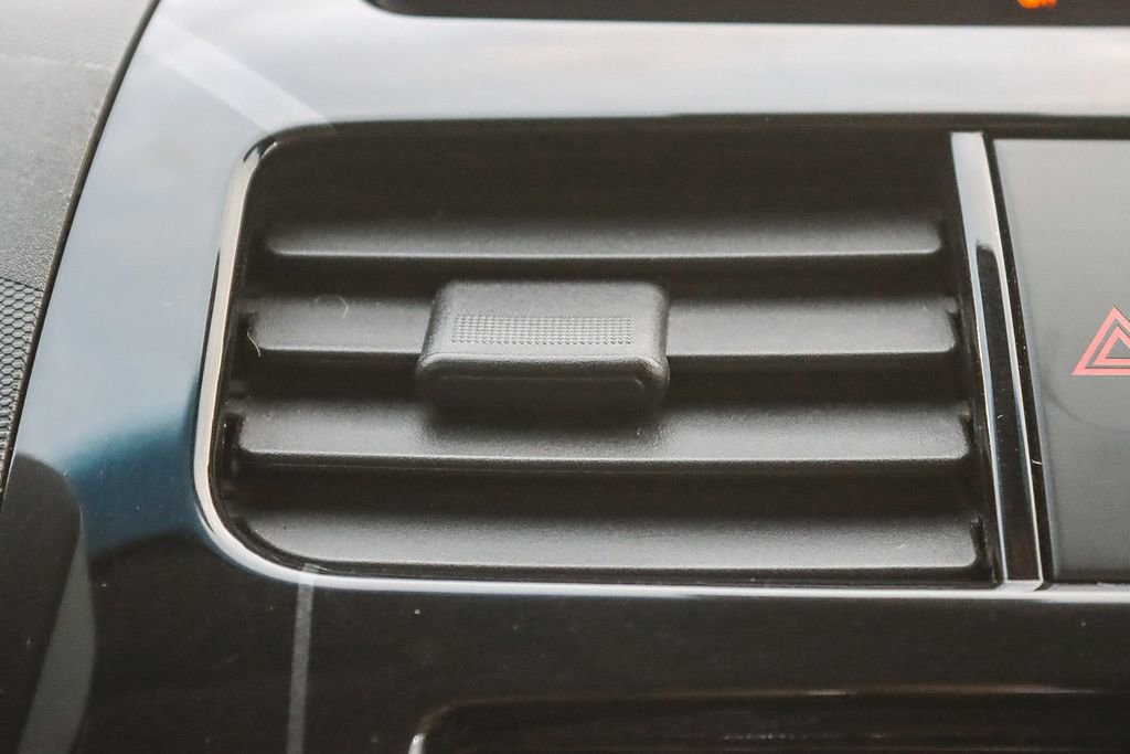 Used 2015 Chevrolet Spark LT image 27