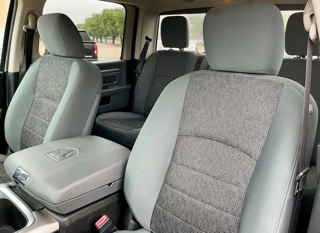 Used 2018 RAM 1500 SLT AWD/4WD image 37