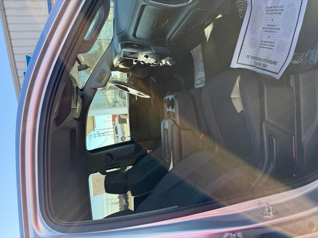 Used 2020 Chevrolet Silverado 1500 LT w/ Convenience Package image 13