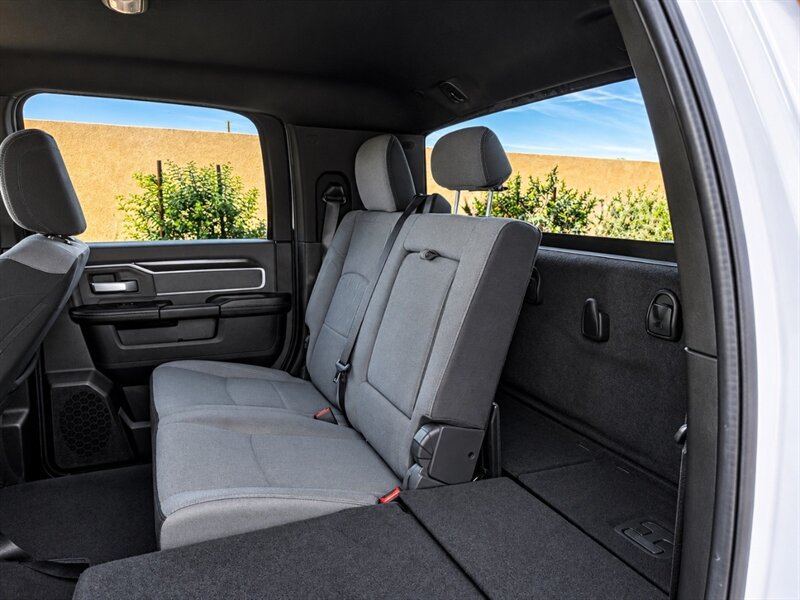 Used 2022 RAM 3500 Big Horn AWD/4WD image 31