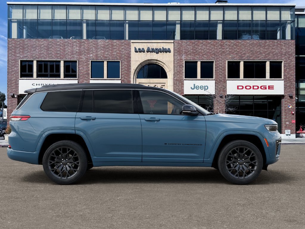 New 2027 Jeep Grand Cherokee L Summit AWD/4WD image 21