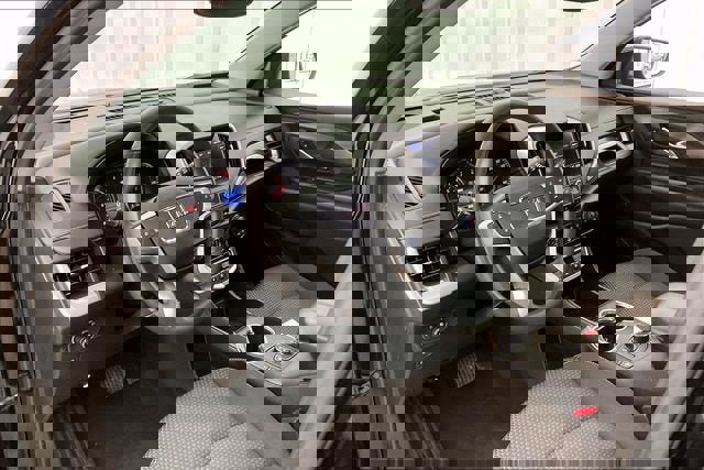 Certified 2022 GMC Terrain SLE w/ Driver Convenience Package image 16