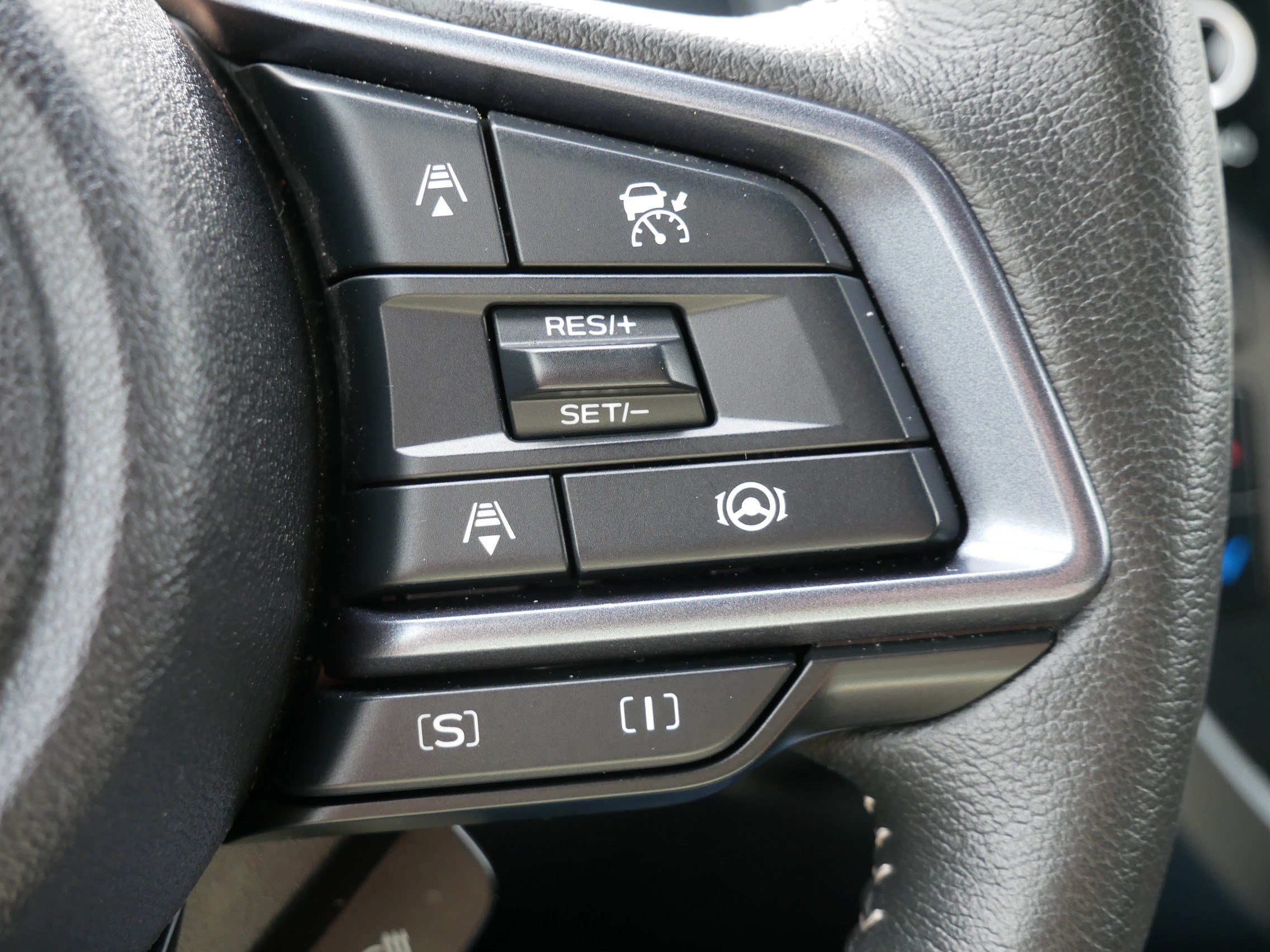 Used 2025 Subaru Forester Limited AWD/4WD image 28
