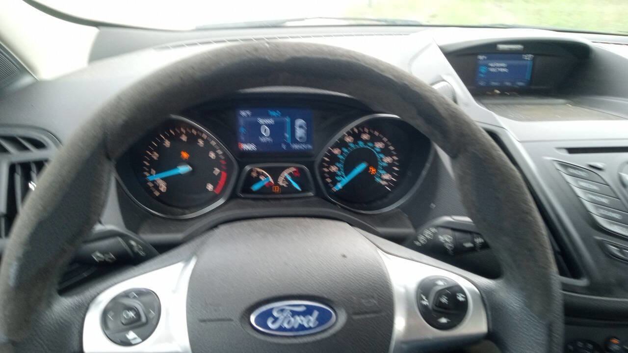 Used 2015 Ford Escape S image 36