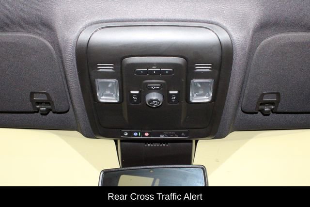 Used 2024 Chevrolet Tahoe LT w/ Luxury Package image 30