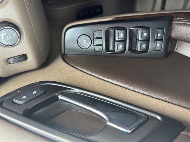 Used 2017 Chevrolet Tahoe LT w/ LT Signature Package image 24