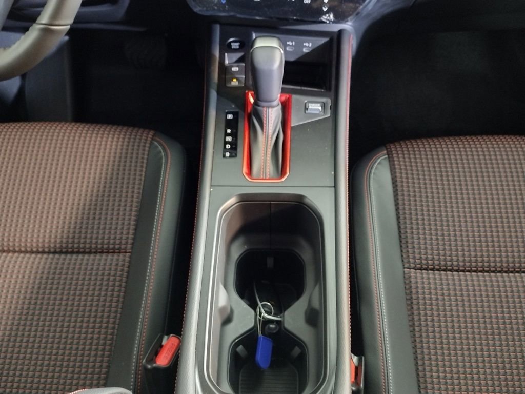New 2025 Nissan Kicks SR image 14