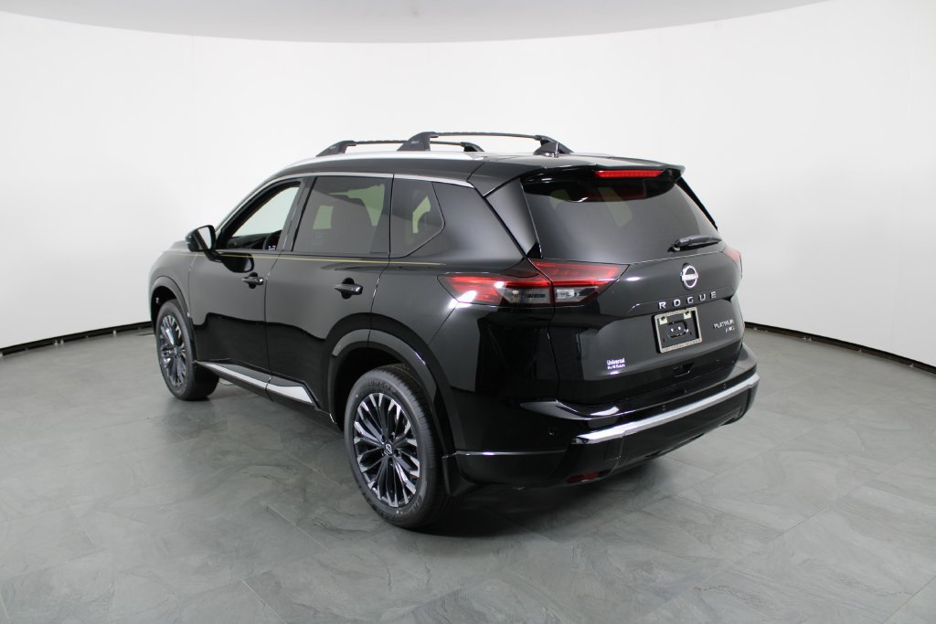 New 2026 Nissan Rogue Platinum AWD/4WD image 2