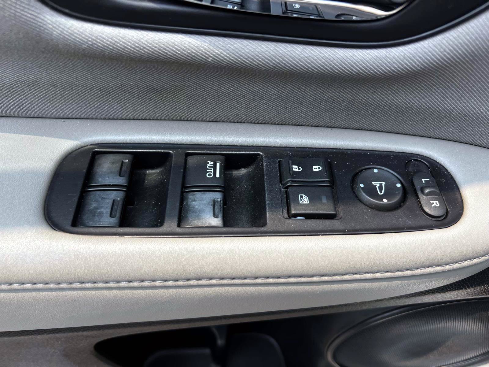 Certified 2018 Honda HR-V LX image 15