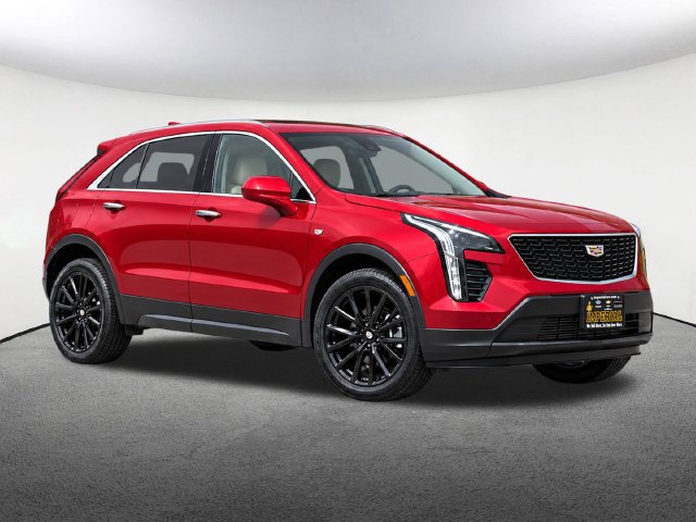 Used 2023 Cadillac XT4 Luxury w/ LPO, Onyx Lite Package AWD/4WD image 2
