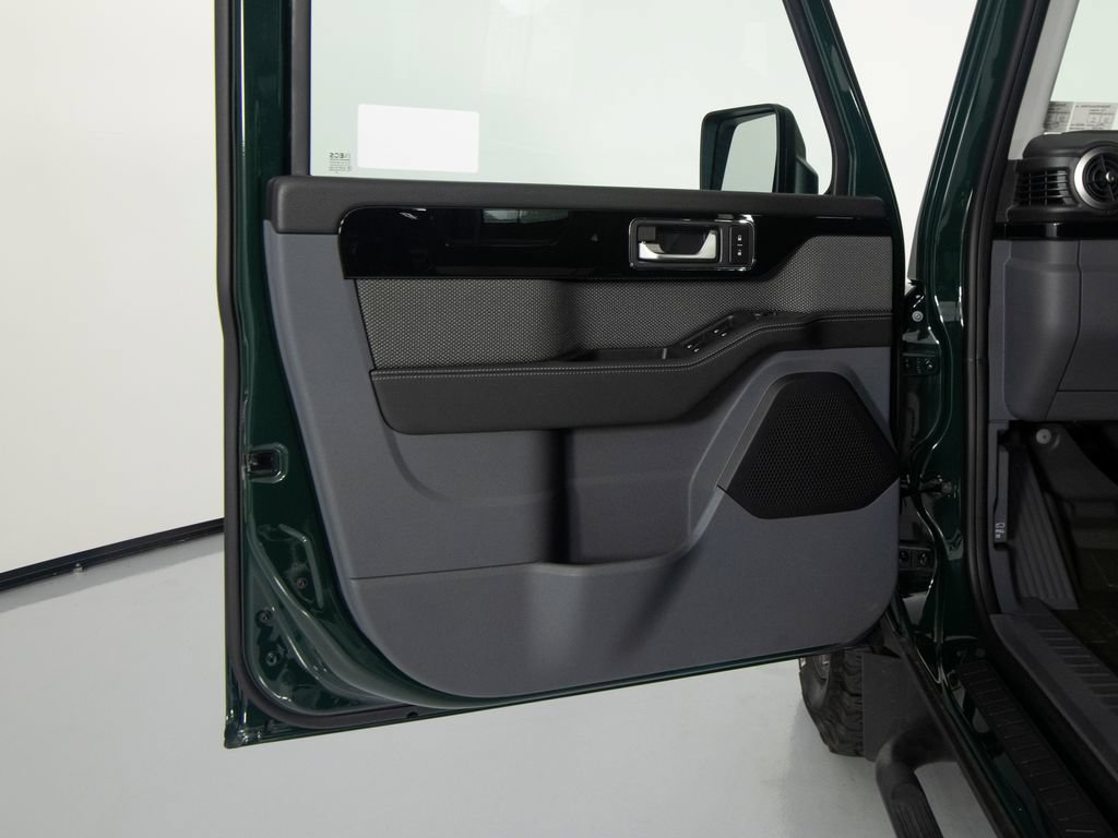 Used 2025 INEOS Grenadier AWD/4WD image 10