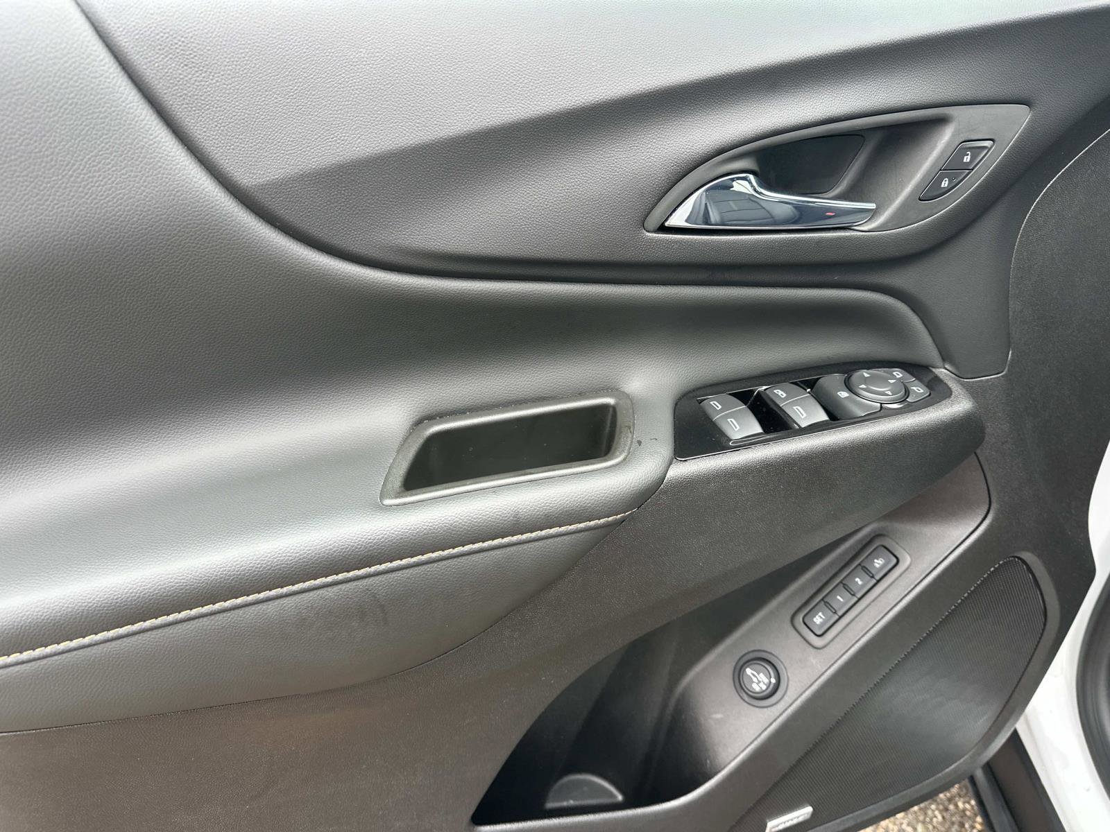 Certified 2024 Chevrolet Equinox Premier image 15