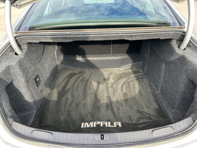 Used 2015 Chevrolet Impala LT w/ Convenience Package image 8