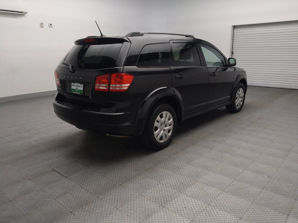 Used 2018 Dodge Journey SE FWD image 9