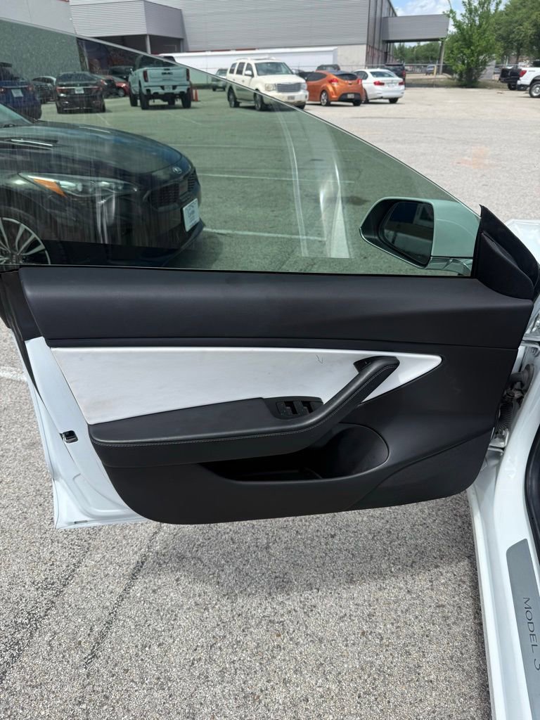 Used 2019 Tesla Model 3 Long Range image 8