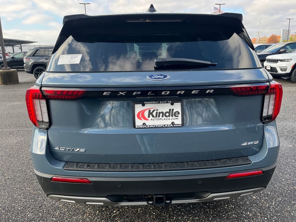 New 2026 Ford Explorer Active w/ Active Comfort Package image 25