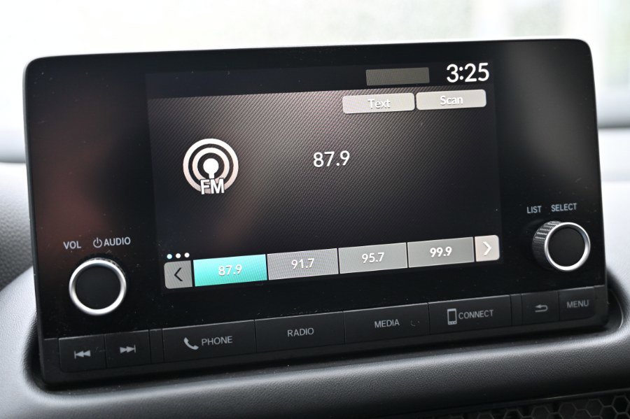 Used 2024 Honda HR-V LX image 19