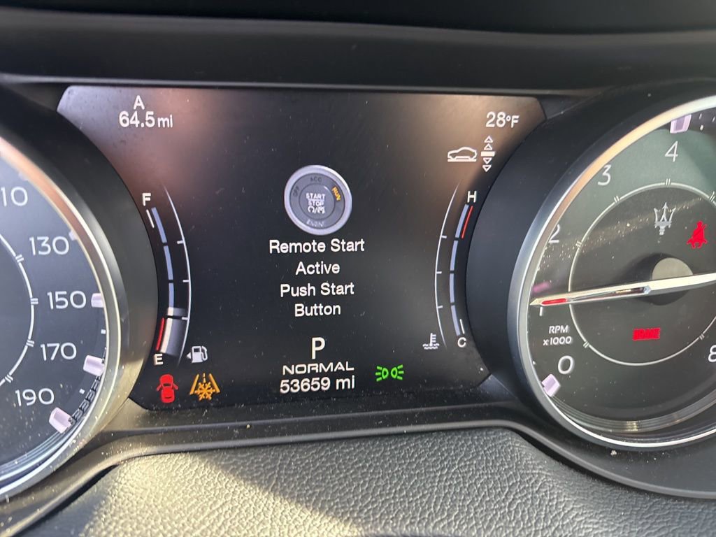 Used 2023 Maserati Levante Modena AWD/4WD image 25