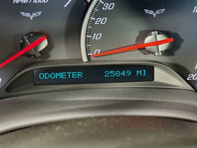 Used 2008 Chevrolet Corvette Convertible w/ Preferred Equipment Group RWD image 13