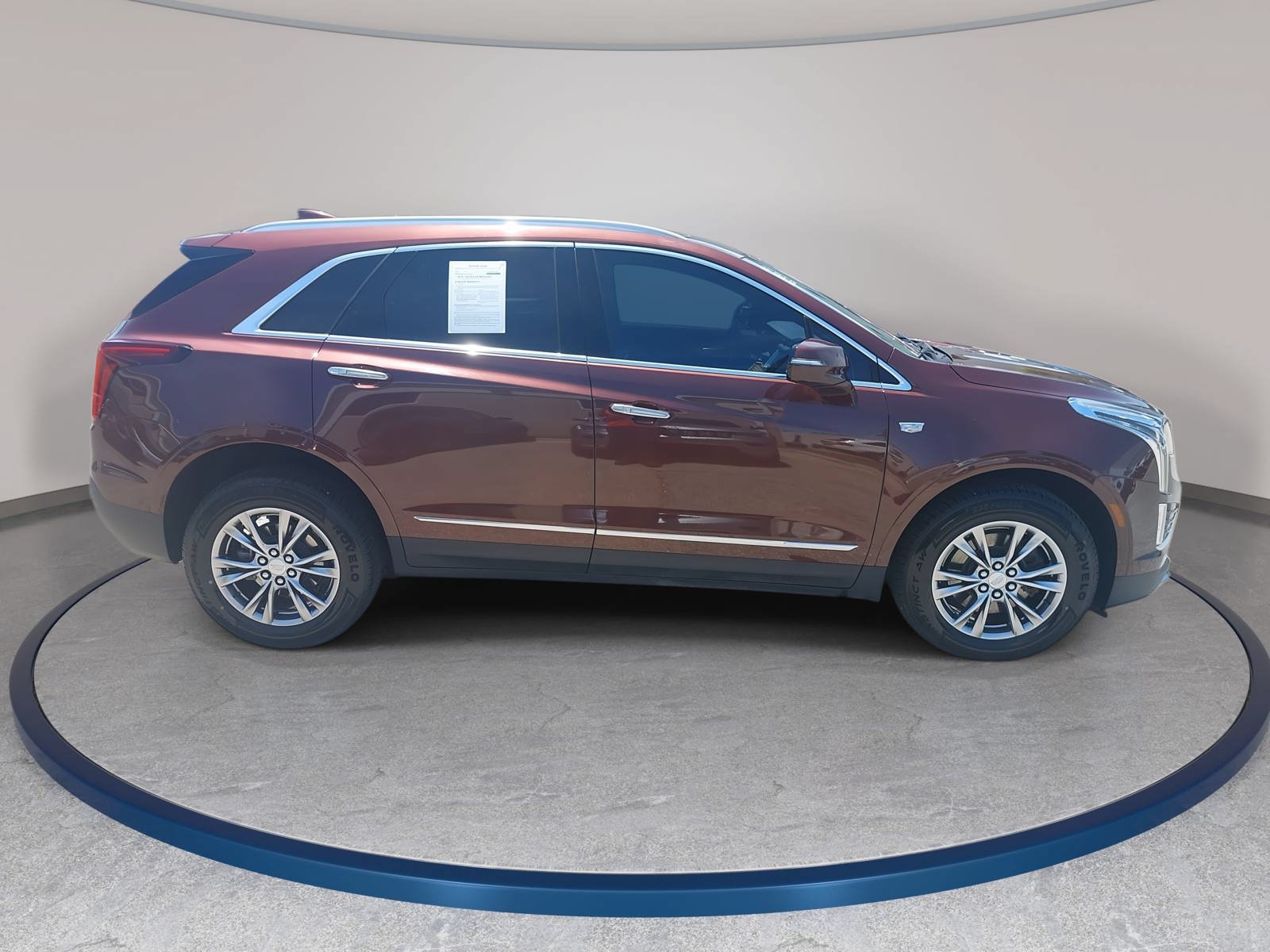Used 2023 Cadillac XT5 Premium Luxury FWD image 4
