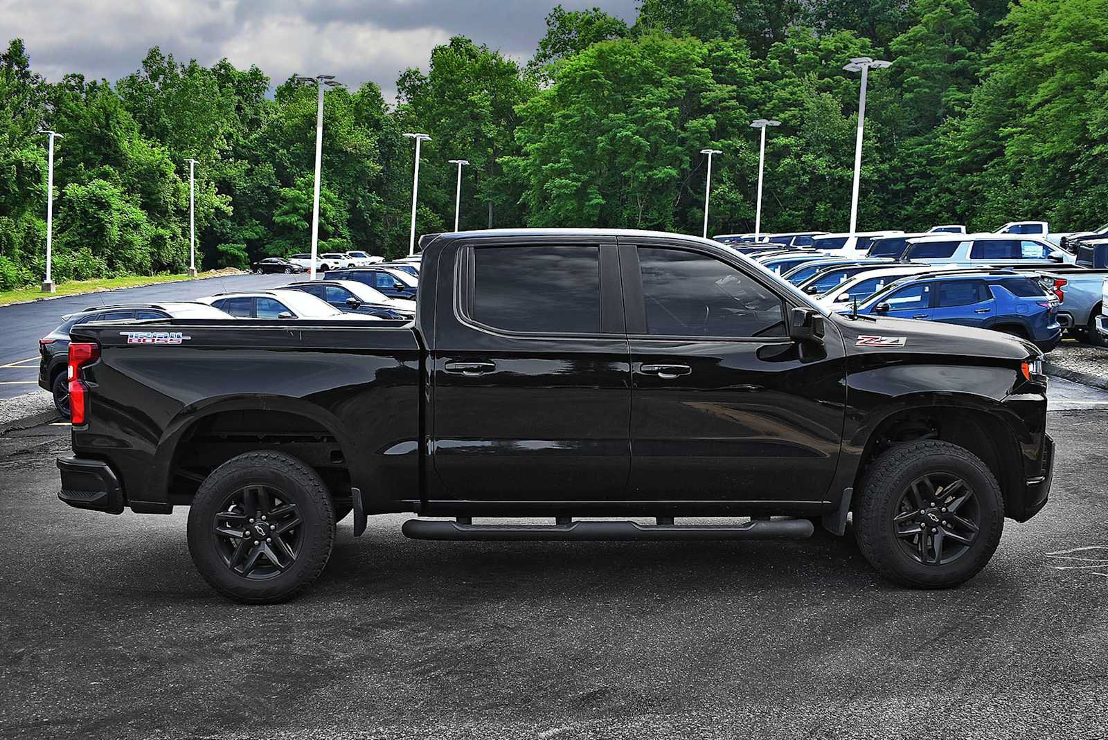 Used 2020 Chevrolet Silverado 1500 LT Trail Boss AWD/4WD image 6