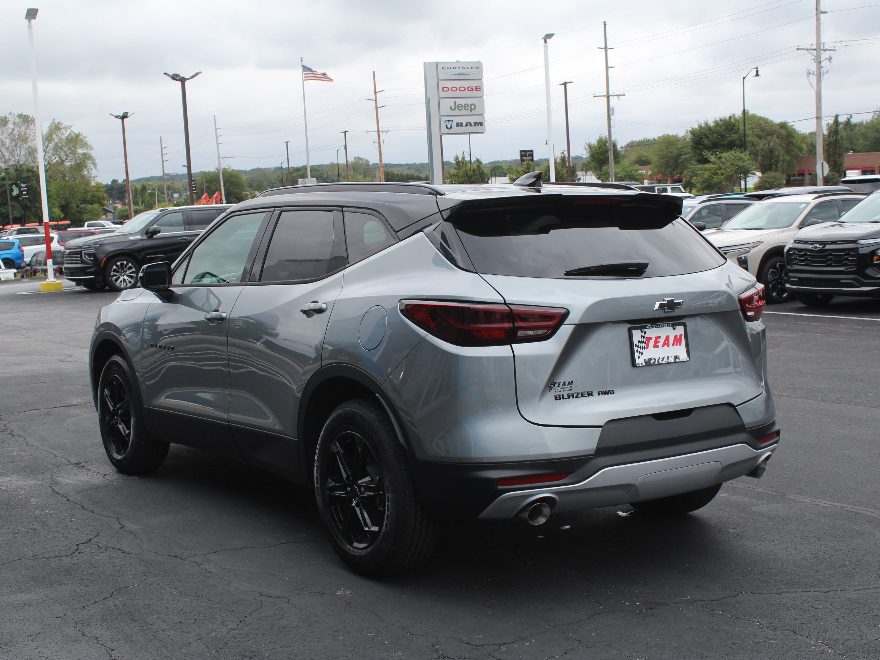 New 2026 Chevrolet Blazer LT w/ Midnight/Sport Edition AWD/4WD image 6