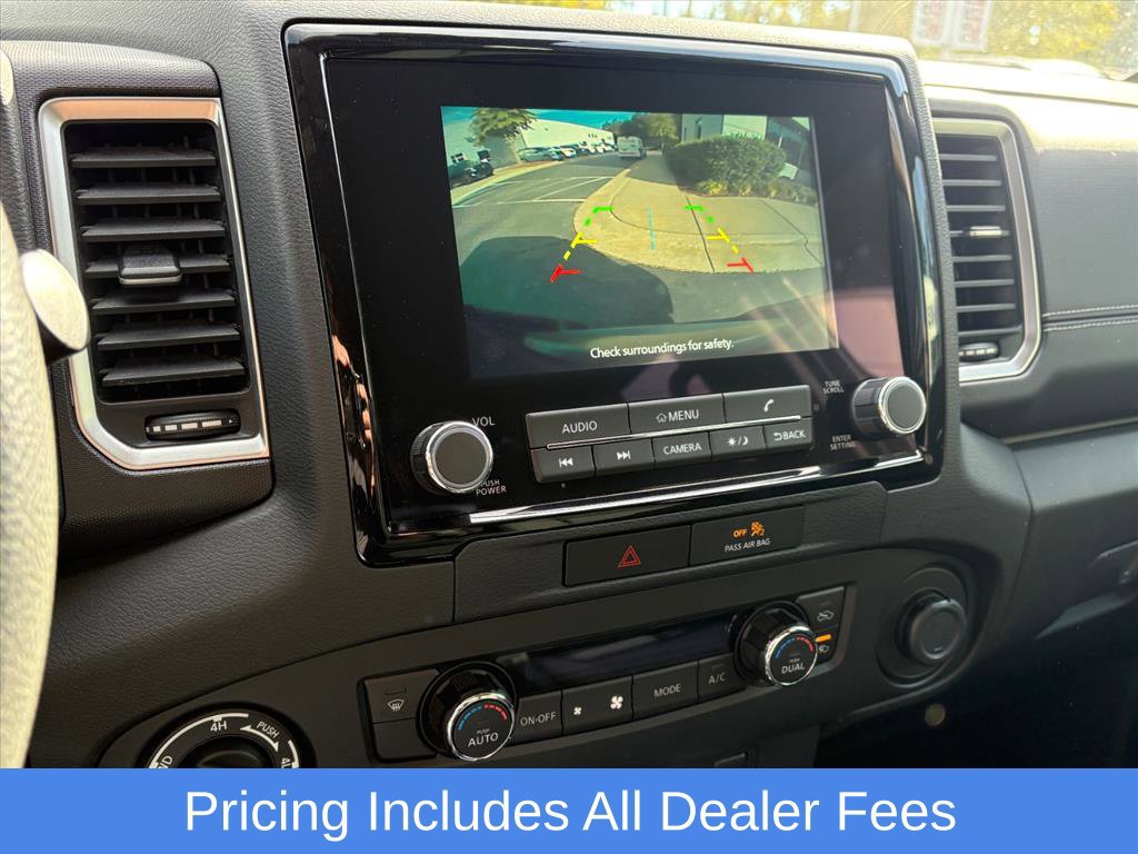 Used 2022 Nissan Frontier SV w/ Technology Package AWD/4WD image 11