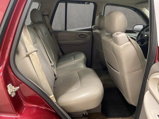 Used 2008 Chevrolet TrailBlazer LT w/ Sun And 6-Disc Cd Package AWD/4WD image 21