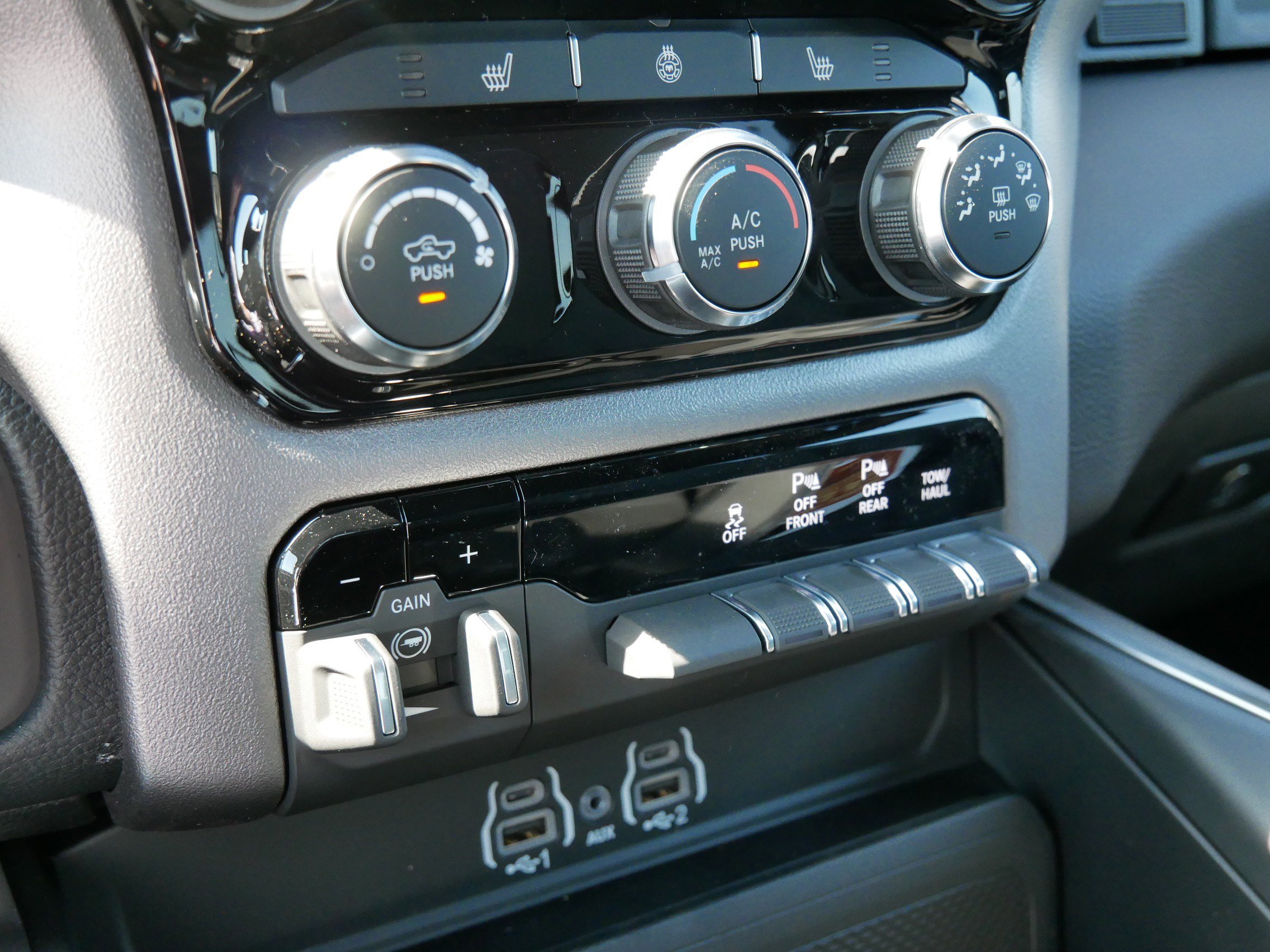 New 2025 RAM 1500 Big Horn image 13