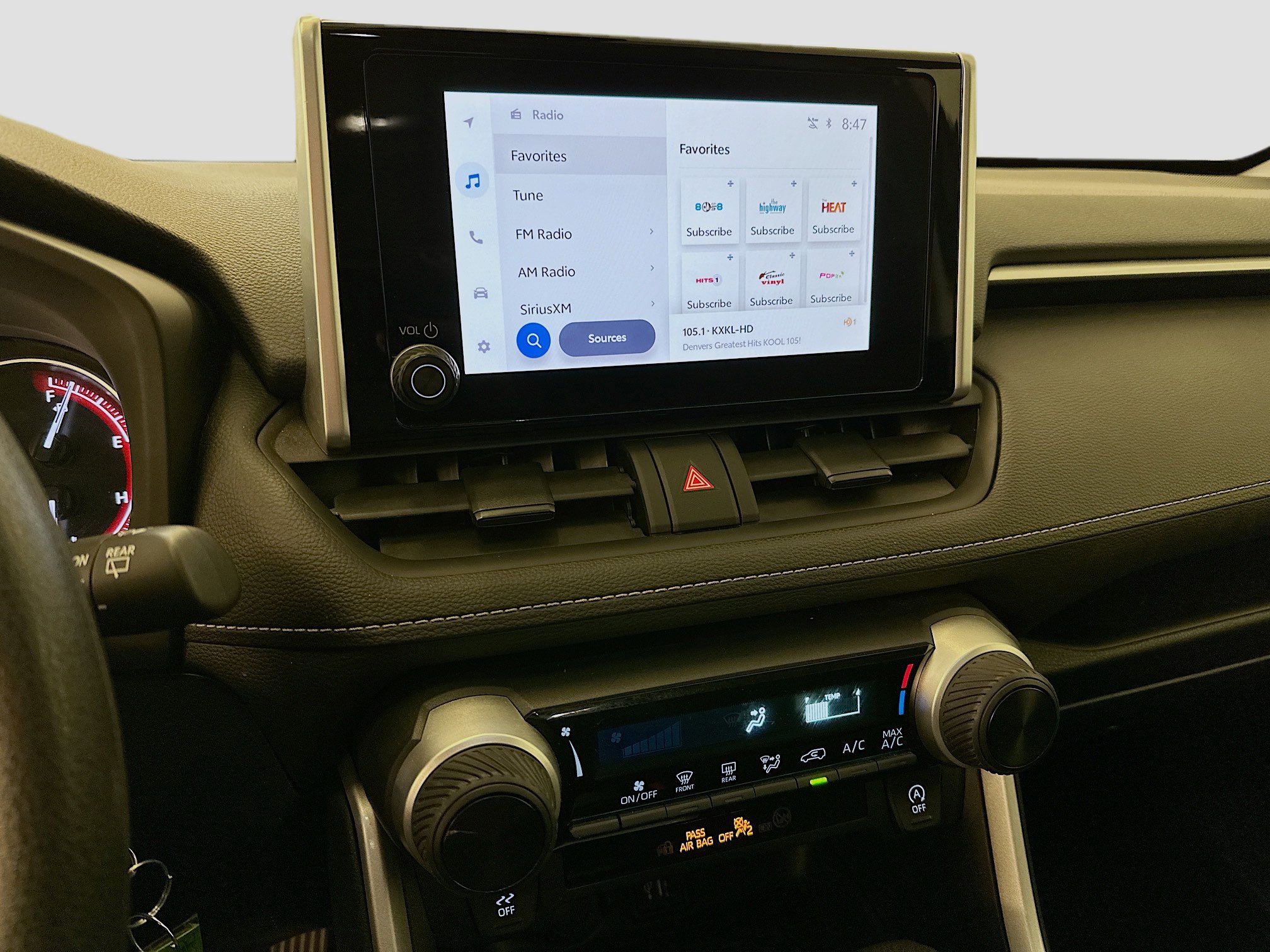 Used 2024 Toyota RAV4 LE image 26