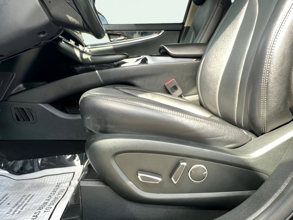 Used 2022 Lincoln Nautilus FWD image 38