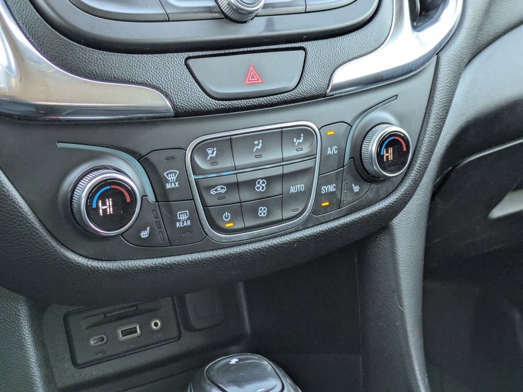 Used 2019 Chevrolet Equinox LT image 27