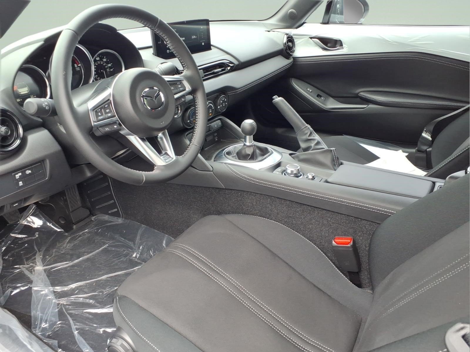 New 2026 MAZDA MX-5 Miata Club w/ Weather Package RWD image 10