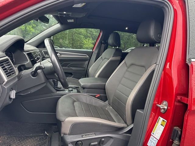 Used 2020 Volkswagen Atlas Cross Sport SEL Premium AWD/4WD image 6