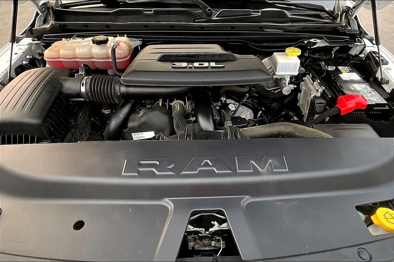 Used 2022 RAM 1500 Laramie image 31