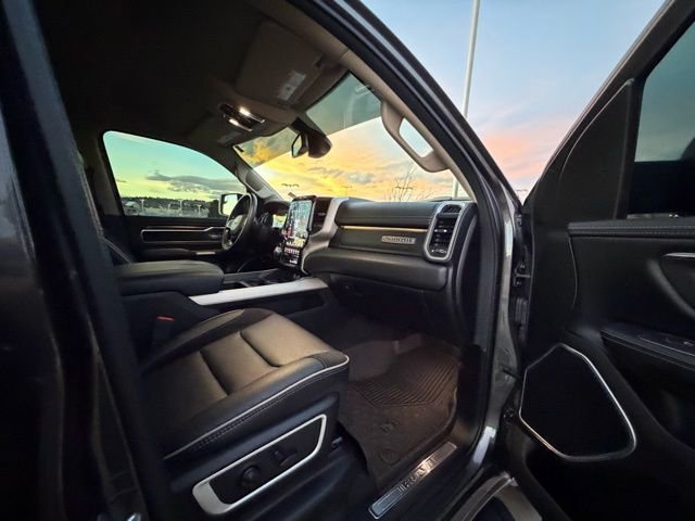Used 2020 RAM 1500 Laramie image 32