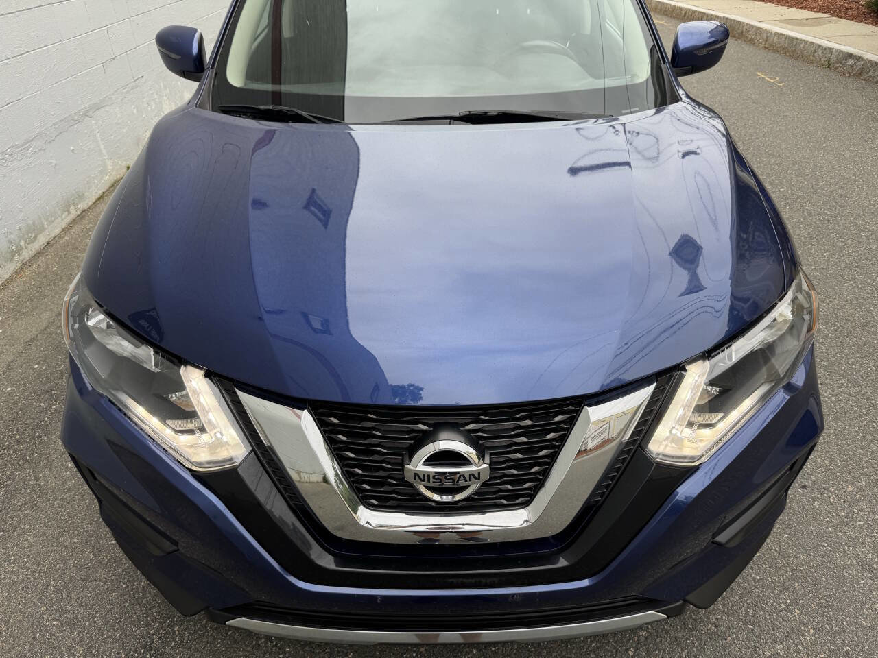 Used 2017 Nissan Rogue SV image 8