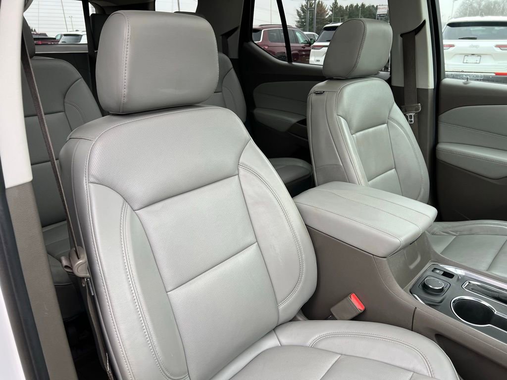 Used 2019 Chevrolet Traverse Premier w/ Driver Confidence II Package image 15
