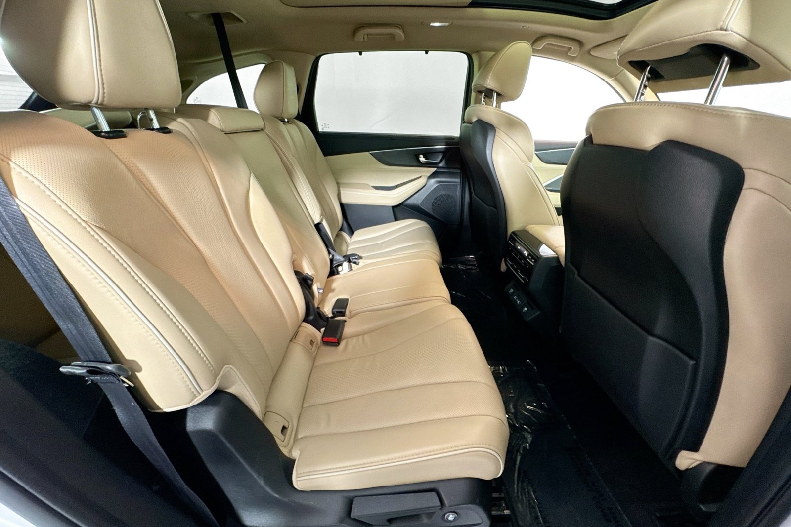 Used 2022 Acura MDX SH-AWD w/ Advance Package image 32