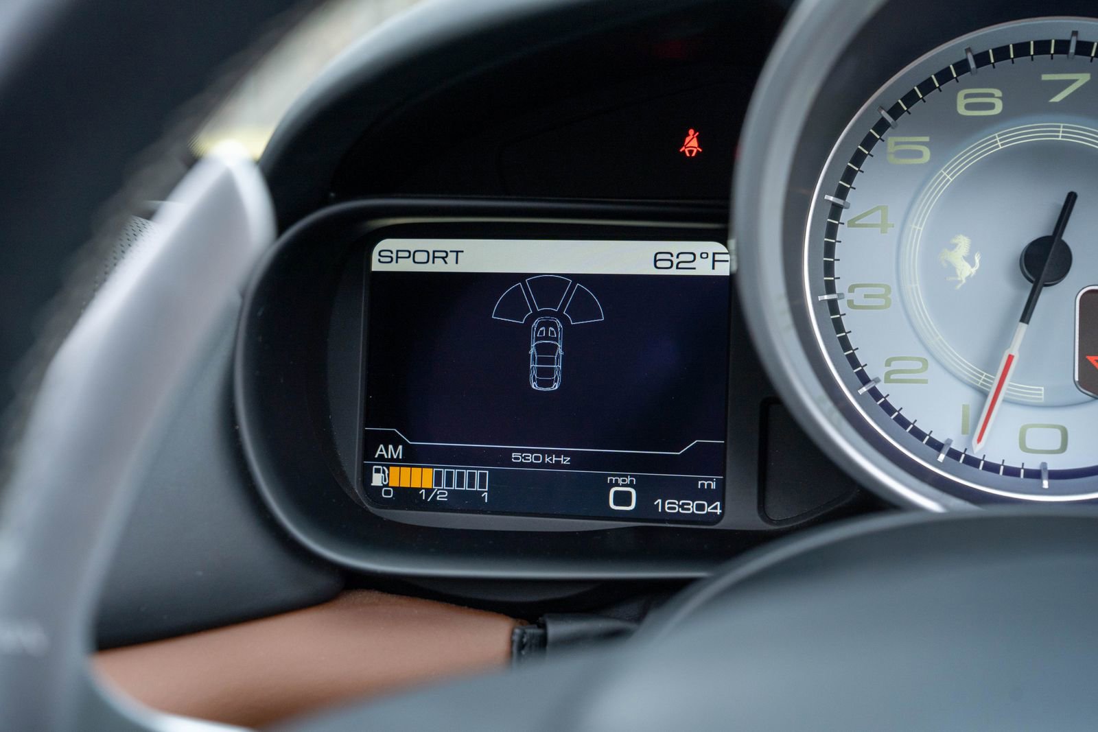 Used 2017 Ferrari California T image 40