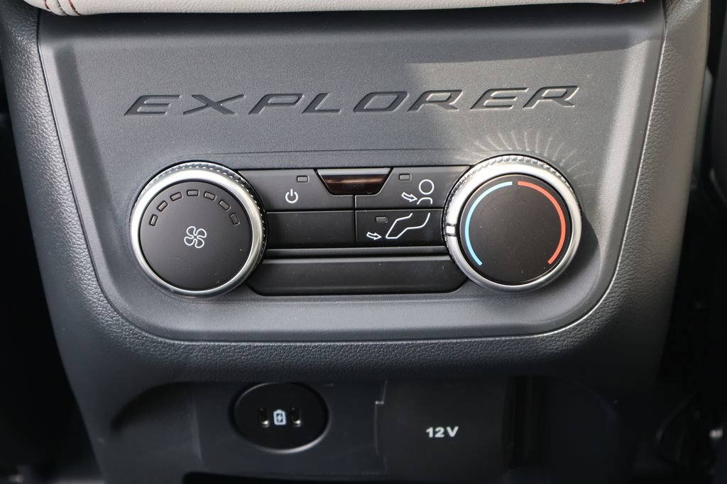 New 2026 Ford Explorer Active w/ Active Comfort Package AWD/4WD image 19