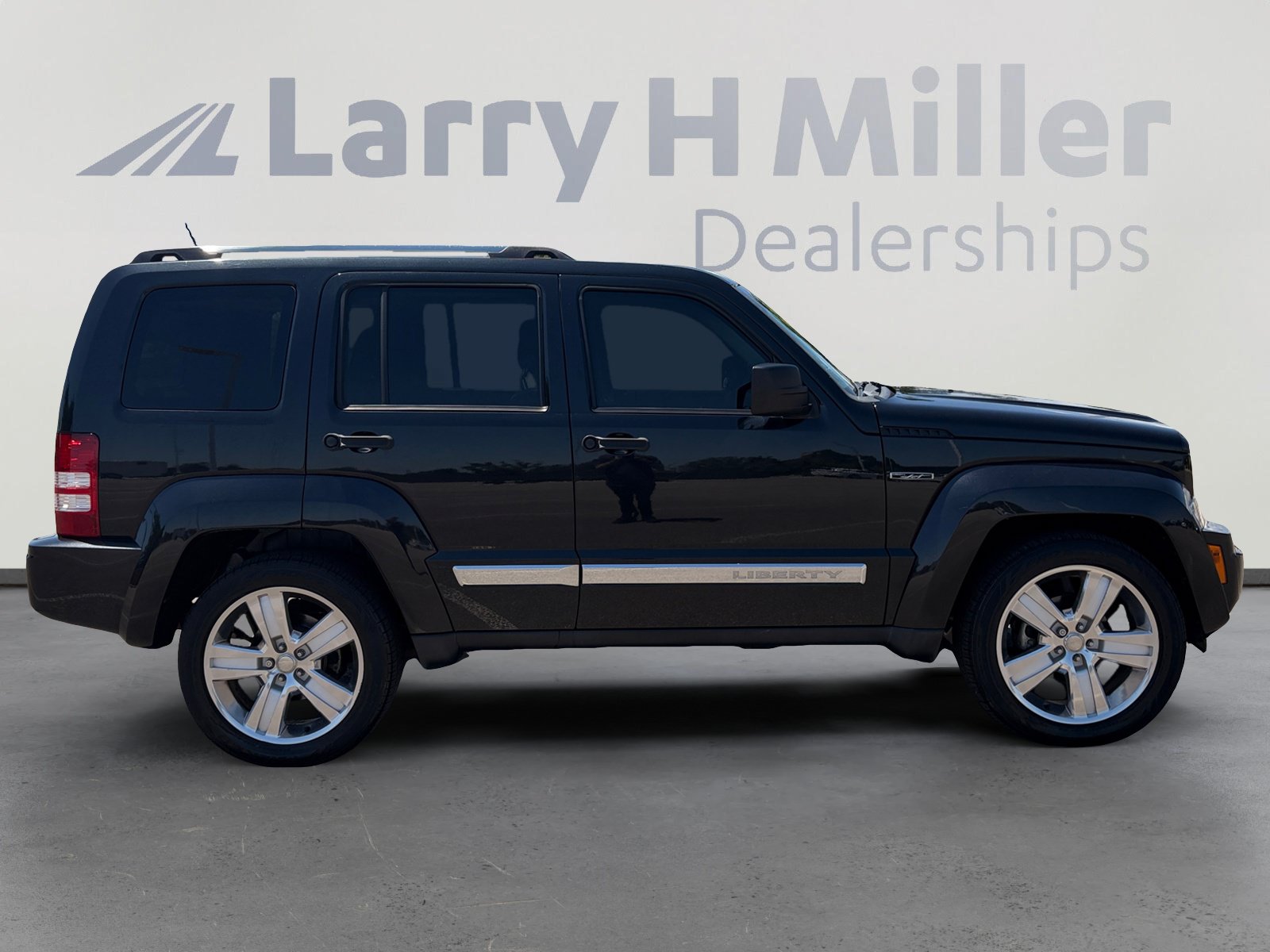Used 2012 Jeep Liberty Limited Jet w/ Comfort/Convenience Group AWD/4WD image 7