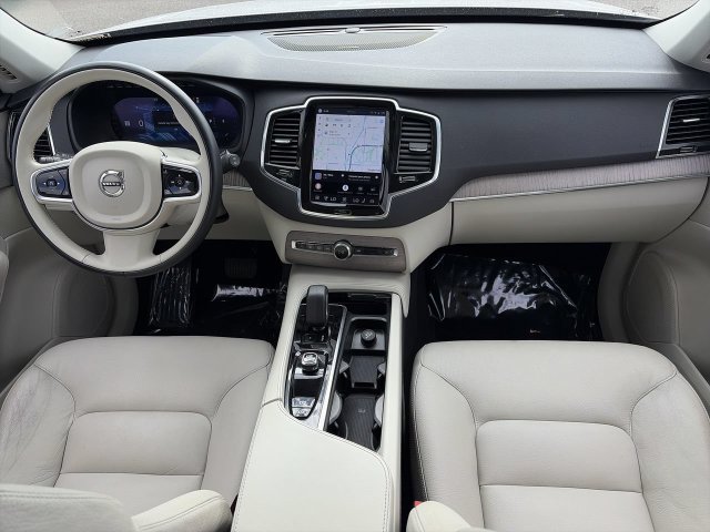 Used 2023 Volvo XC90 B6 Plus w/ Protection Package Premier AWD/4WD image 16